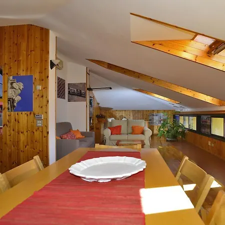 Gelsomino Giallo Apartment